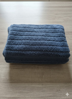 EASTHOUSE Terry Cotton 600 GSM Bath Towel