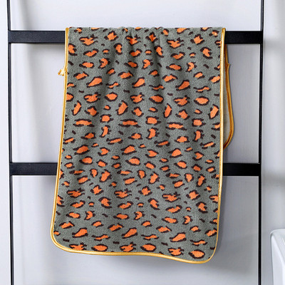 Satisfyn Microfiber 400 GSM Bath Towel