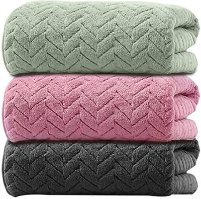 MAXOSHINE Microfiber 350 GSM Bath Towel Set(Pack of 3)