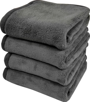 DEEPTI CHANDNA DESIGNS Microfiber 340 GSM Hand Towel(Pack of 4)