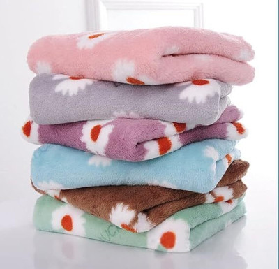 Uber World Microfiber 600 GSM Bath Towel(Pack of 6)