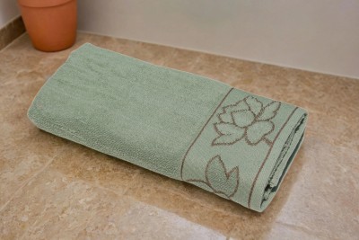 Solance Cotton 400 GSM Bath Towel