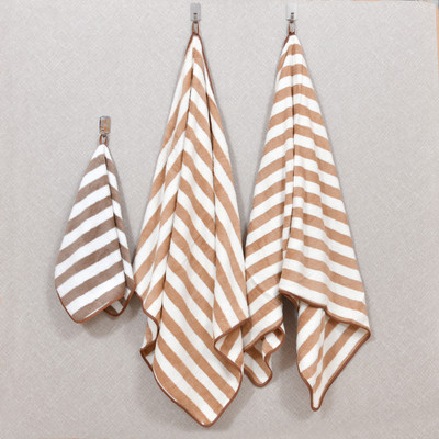 curious lifestyle Microfiber 600 GSM Bath Towel Set(Pack of 4)