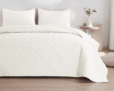 VAS COLLECTIONS Cotton King Sized Bedding Set(Beige, Ultrasonic Set thread-free stitching, 1 Pcs Quilted Bedspread With 2 Pillow Cover)