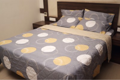 GAZZANIAA Cotton Queen Sized Bedding Set(Gunmetal Grey, 1 Queen size Quilt, 1 Fitted Sheet, 2 Pillow/Cushion covers)