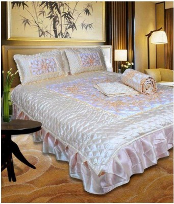 PRISHAA Satin Queen Sized Bedding Set(Cream)