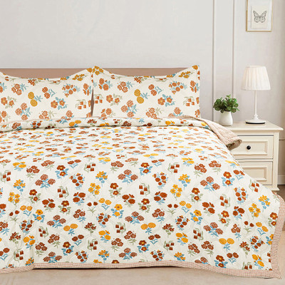 VAS COLLECTIONS Cotton King Sized Bedding Set(Cream, Light Yellow, 1 Pcs Quilted Comfortet With 2 Pillow Cover)