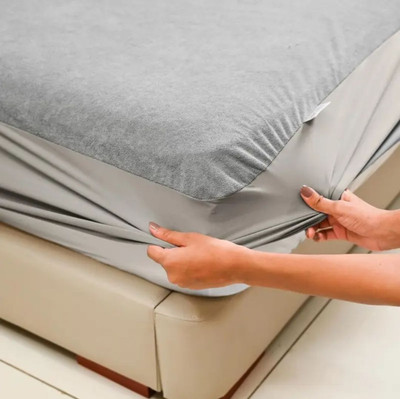 Blufurn Cotton Double Fitted (Elastic) 200 TC Solid Bedsheet(Pack of 1, Grey)