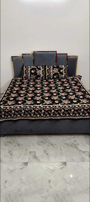Uniquecraft Velvet Queen Flat 500 TC Floral Bedsheet(Pack of 1, Black)