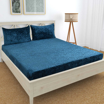 SHOPHOX Woolen King Fitted (Elastic) 300 TC Printed Bedsheet(Pack of 1, Red, Maroon, Multicolor)