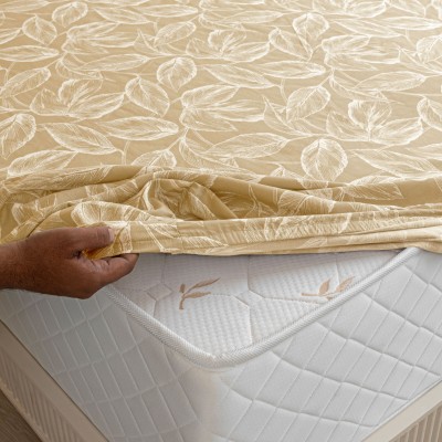 HOMEMONDE 210 TC Cotton Single Printed Fitted (Elastic) Bedsheet(Pack of 1, Golden)