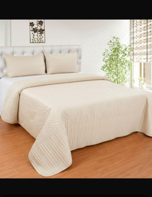 LavishFabrics Velvet Double Flat 550 TC Self Design Bedsheet(Pack of 1, Off White)