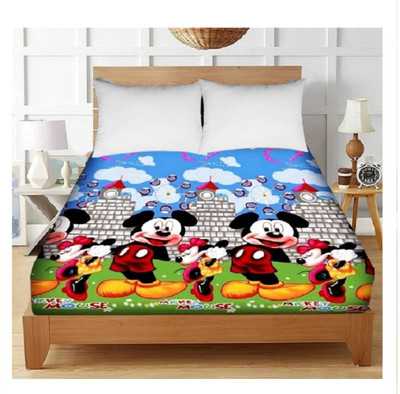 Supreme Home Collective 144 TC Microfiber Double Geometric Flat Bedsheet (Pack Of 1, Multicolor) For Rs. 199 @ 80% off