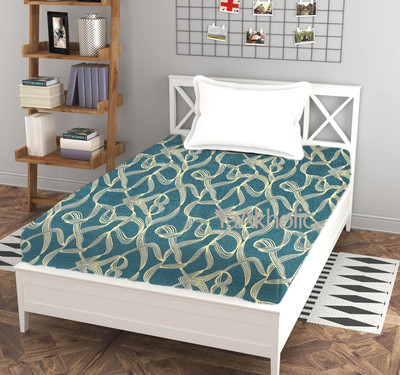 YaAkholic 200 TC Microfiber Single Abstract Fitted (Elastic) Bedsheet(Pack of 1, Green Bed cover)