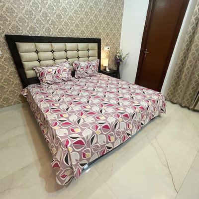 Simool 200 TC Cotton King Printed Flat Bedsheet(Pack of 1, Multicolor)