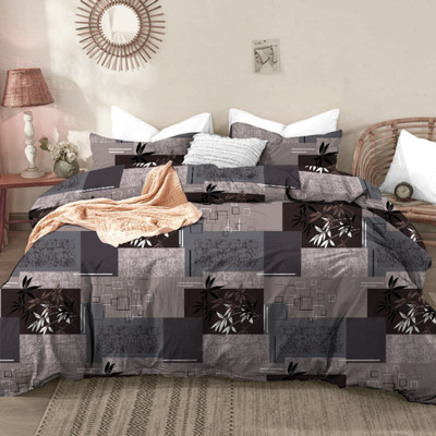 CRIMSON HONEY BEE Cotton Double Fitted (Elastic) 210 TC Embroidered Bedsheet(Pack of 1, Multicolor)