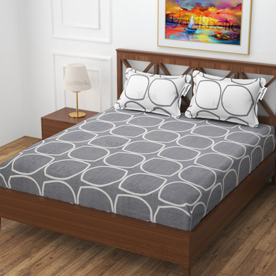 YaAkholic 180 TC Microfiber Double Geometric Flat Bedsheet(Pack of 1, Grey White Rtgl)