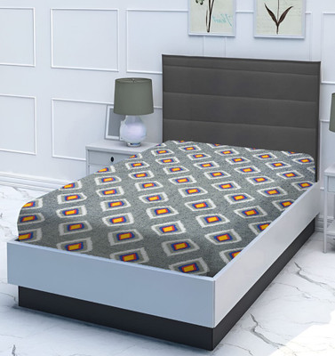 Flipkart SmartBuy 144 TC Polycotton Single Printed Flat Bedsheet(Pack of 1, Grey)