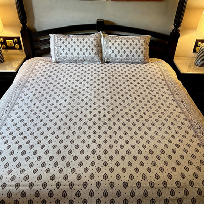 Adakriti Creations Cotton Queen Flat 300 TC Printed Bedsheet(Pack of 1, Beige)