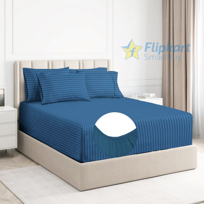 Flipkart SmartBuy Cotton Double Fitted (Elastic) 220 TC Striped Bedsheet(Pack of 1, Grey)