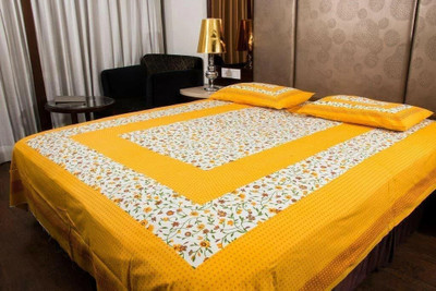Flipkart SmartBuy 104 TC Cotton Double Jaipuri Prints Flat Bedsheet(Pack of 1, Yellow, White)