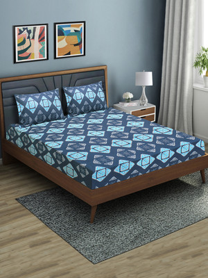 Flipkart SmartBuy 144 TC Microfiber Double Abstract Fitted (Elastic) Bedsheet(Pack of 1, Dark Blue)
