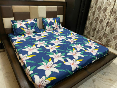 GulatiPrints Polycotton Double Fitted (Elastic) 200 TC Abstract Bedsheet(Pack of 1, MULTI_03)