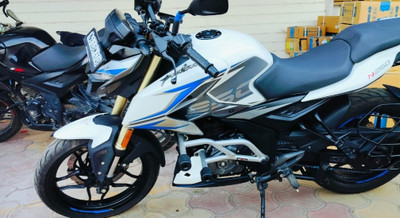 MOXZILLA PULSAR N160/N250 Crash Guard Silver(Bajaj)