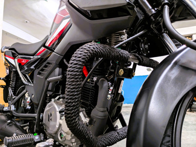 AUTOLEOPARD NEW GLAMOUR X 125 LEG GUARD Bike Crash Guard(Hero)