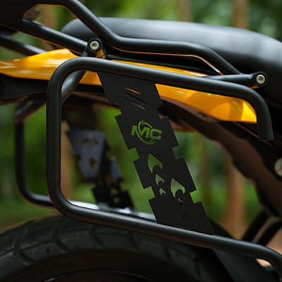 auto trends Saddle Stay designed exclusively for GUERRILLA 450 Bike Saree Guard(Royal Enfield)