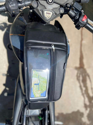 Uniware Leather Scratch Proof Tank Bag/Cover with Transparent Mobile Touch Pocket/Holder Strap TVS Apache RTR 160 Bike Tank Cover(15 L)