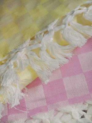 Aakriti Handloom 3D Printed Double Comforter for  Heavy Winter(Silk, Lemon Yellow, Pink)