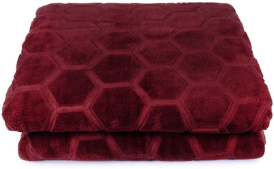 ACZO FEEL Self Design Double Mink Blanket for  Mild Winter(Microfiber, Maroon)