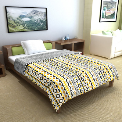 Divine Casa Geometric Single Comforter for  AC Room(Microfiber, Yellow Black)