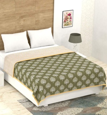 Navhal Geometric Double Dohar for  AC Room(Cotton, Green leif)