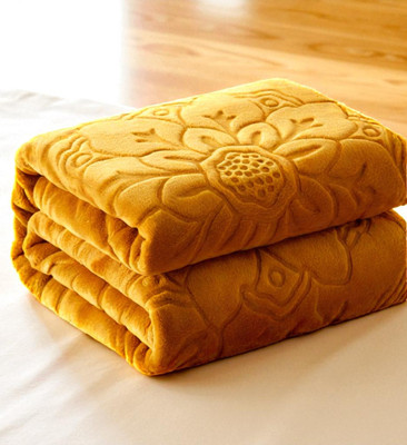 Swikon star Floral Double Mink Blanket for  Heavy Winter(Microfiber, Gold)
