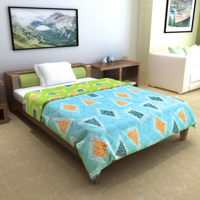Divine Casa Geometric Single Comforter for  AC Room(Microfiber, Sky Olive)