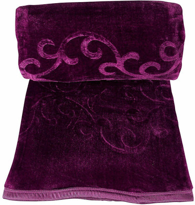 Varaari Self Design Single Mink Blanket for  Heavy Winter(Woollen Blend, Wine)