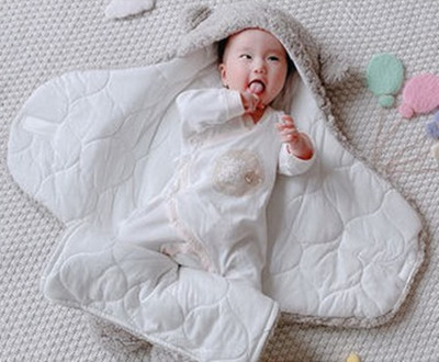 REFFER Solid Single Hooded Baby Blanket for  Heavy Winter(Woollen Blend, Grey)