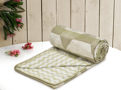 RUSTIC LINEN Geometric Single Dohar for  AC Room(Microfiber, Green, White)