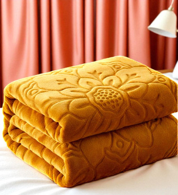 Changers Floral Double Mink Blanket for  Heavy Winter(Microfiber, Gold)
