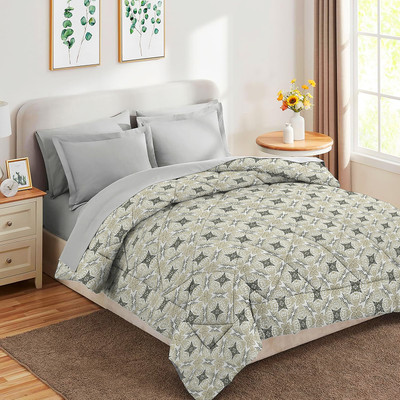 Flipkart SmartBuy Printed Double Comforter for  AC Room(Microfiber, Light Grey & Black & Multi25)