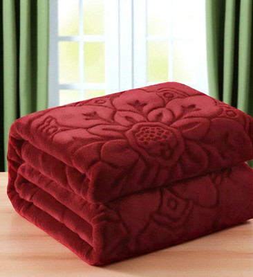 Changers Geometric Double Mink Blanket for  Heavy Winter(Polyester, Maroon)