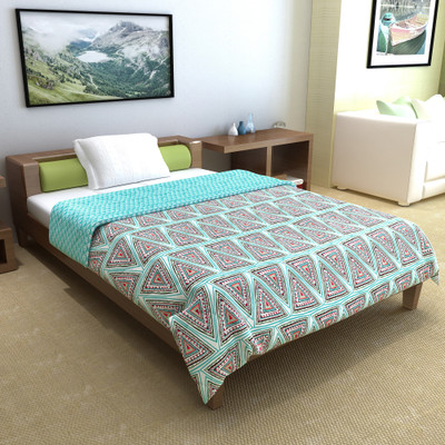 Divine Casa Geometric Single Comforter for  AC Room(Microfiber, Turquoise Blue)