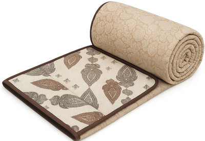 well decor Geometric Single Dohar for  AC Room(Cotton, Cream, White)