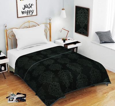 Flipkart Perfect Homes Self Design Single Mink Blanket for  Mild Winter(Microfiber, Grey)