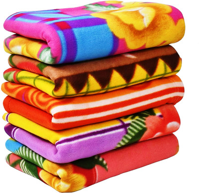 Fleece blankets deals
