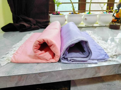 Vanishree World Solid Double Comforter for  AC Room(Microfiber, Purple, Grey)