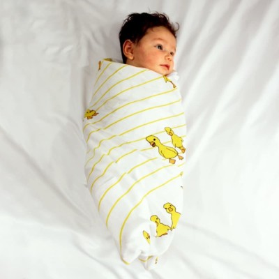 Tinylane Printed Single Swaddling Baby Blanket for  Mild Winter(Bamboo Cotton, White)