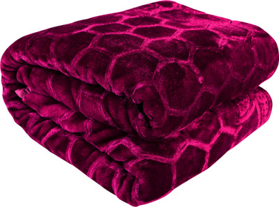 LA VERNE Self Design Single Mink Blanket for  Heavy Winter(Woollen Blend, Maroon)
